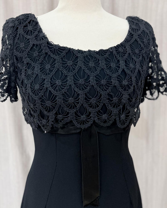 Vestito Tubino con Ricamo - S