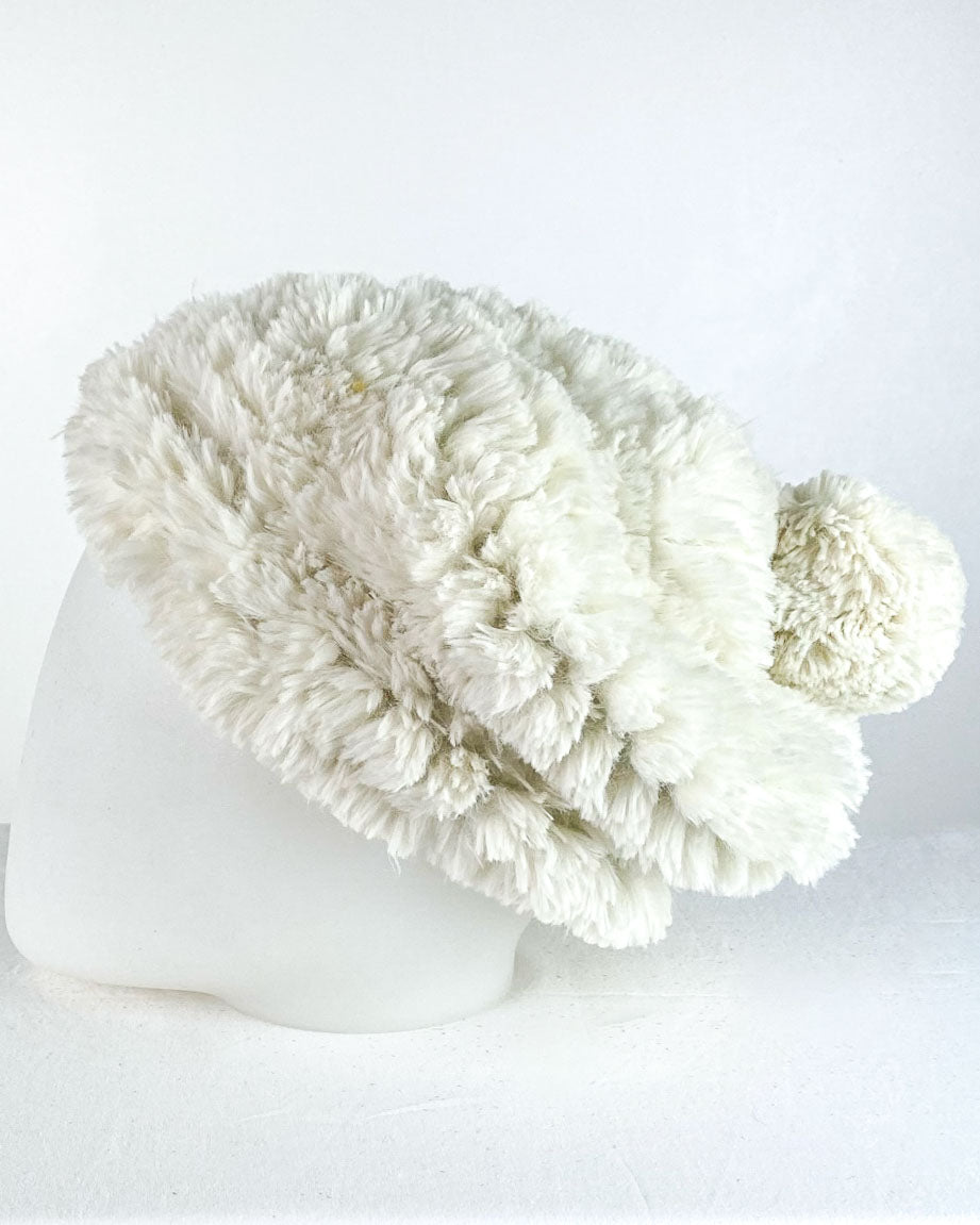 Cappello Bianco con Pon Pon