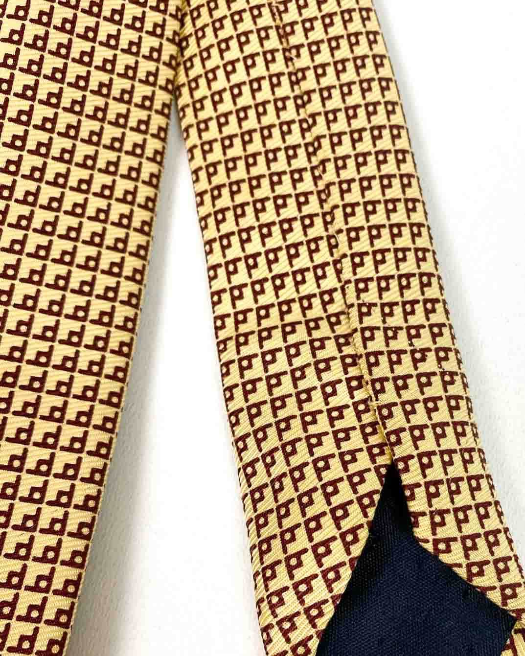 Ties Club Cravatta Dorata con Stampa su Seta