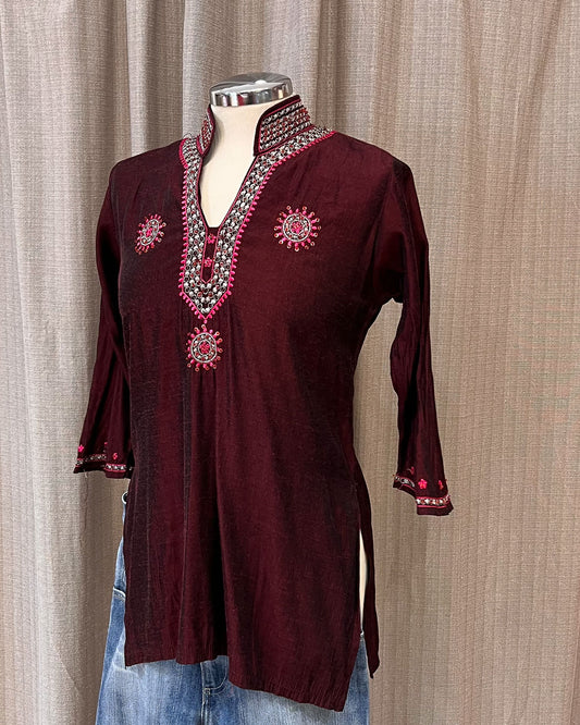 Blusa Vintage Con Applicazioni - S