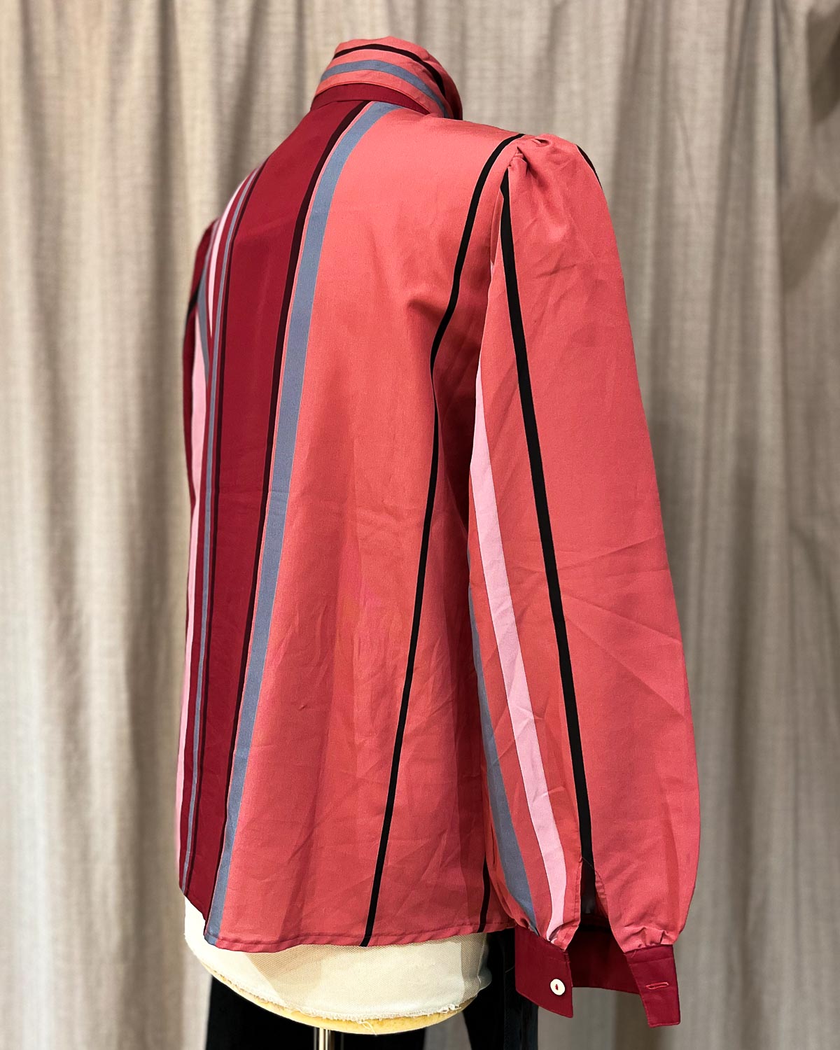 Blusa Con Cravattino A Fantasia - S