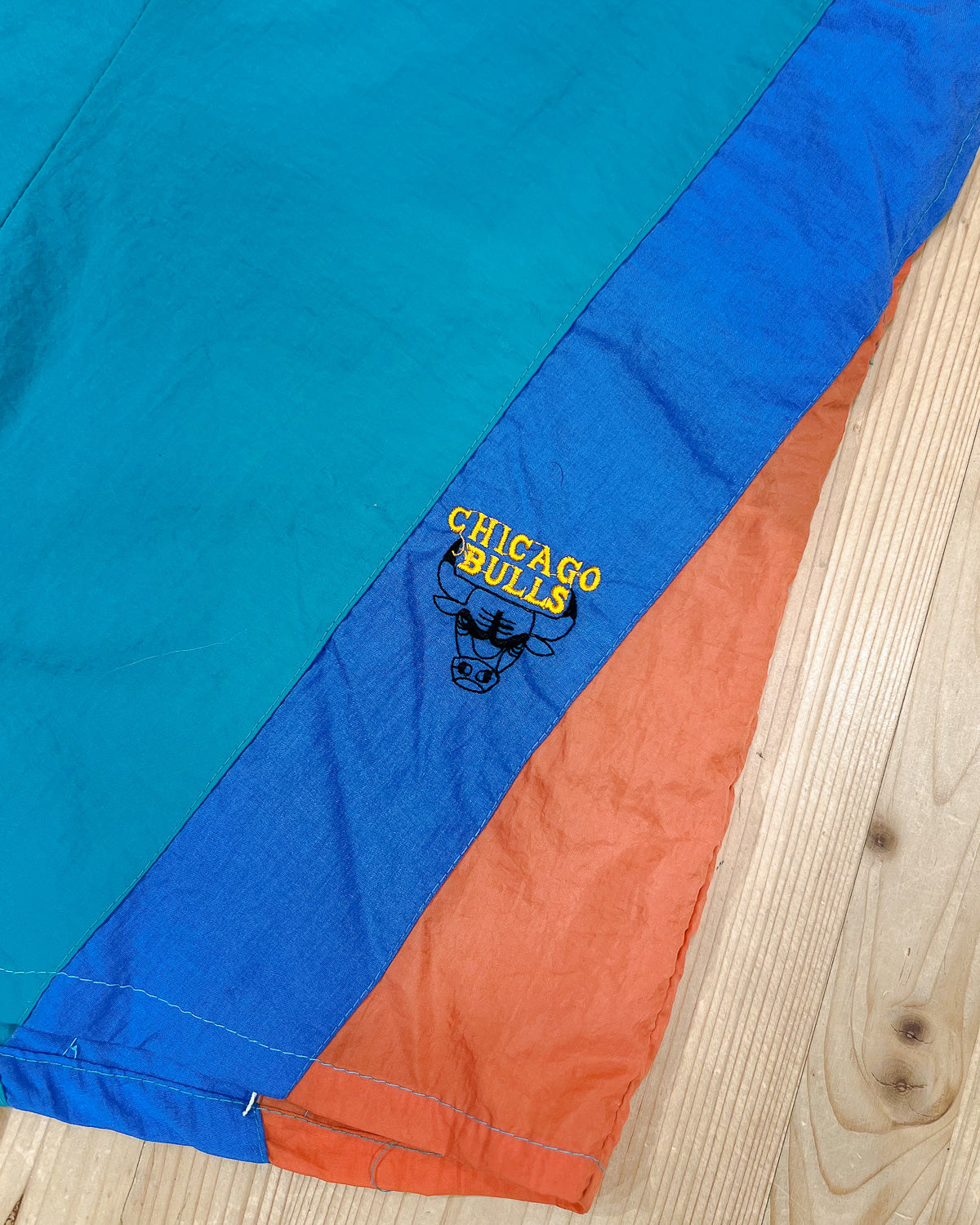 Vintage Chicago Bulls Shorts - L