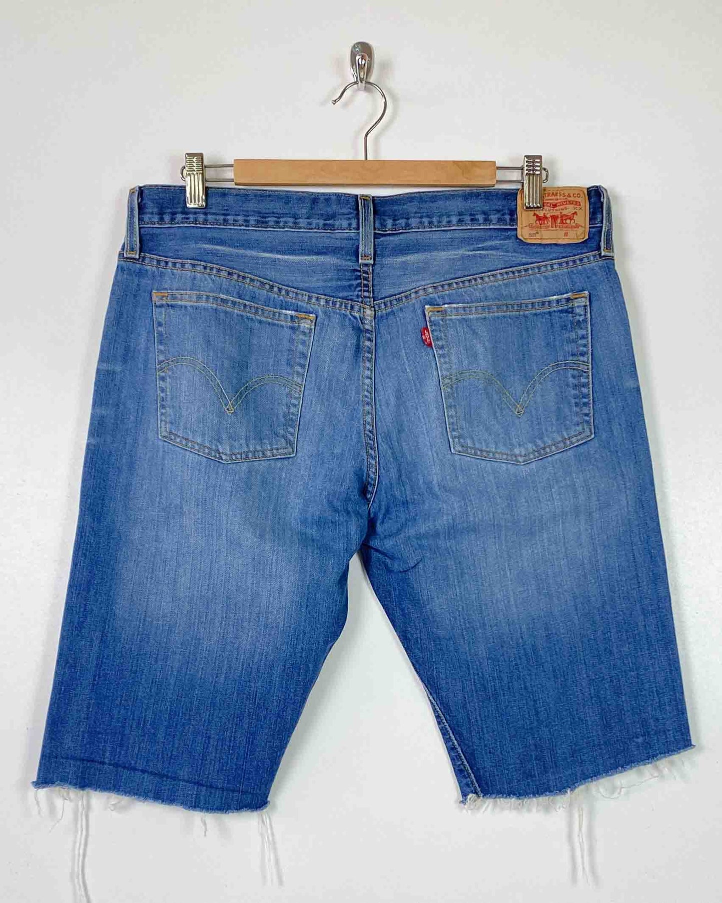 Levis  Pantaloncini Jeans Taglia 44