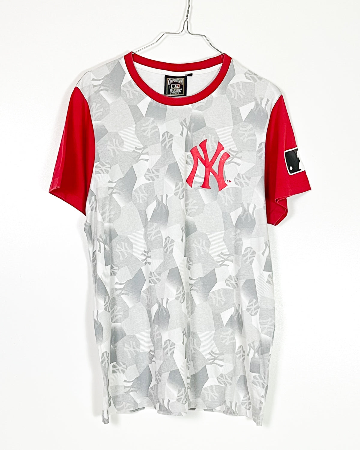 NY Yankees Tee - L