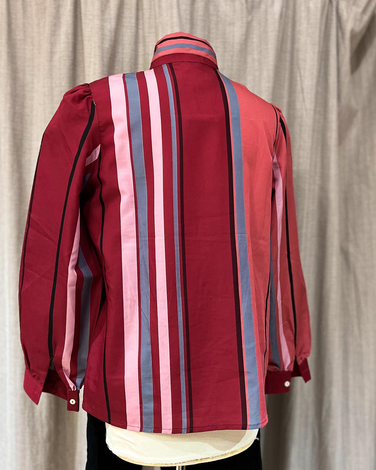 Blusa Con Cravattino A Fantasia - S