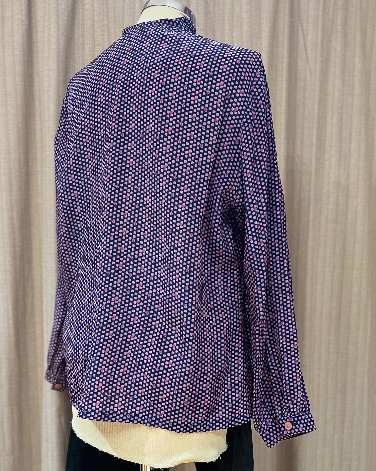 Blusa Con Cravattino A Fantasia - S