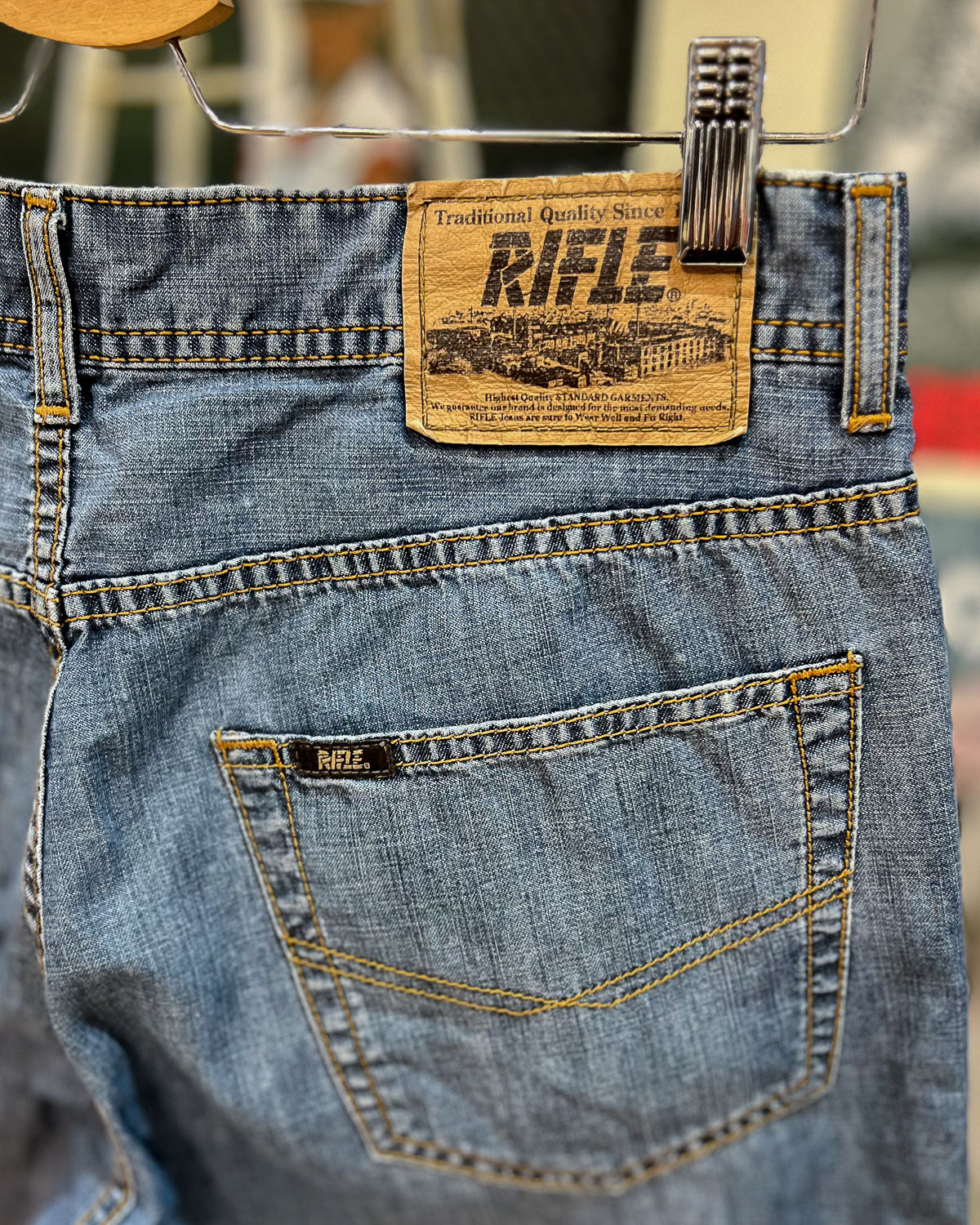 Rifle - Bermuda Basic - L
