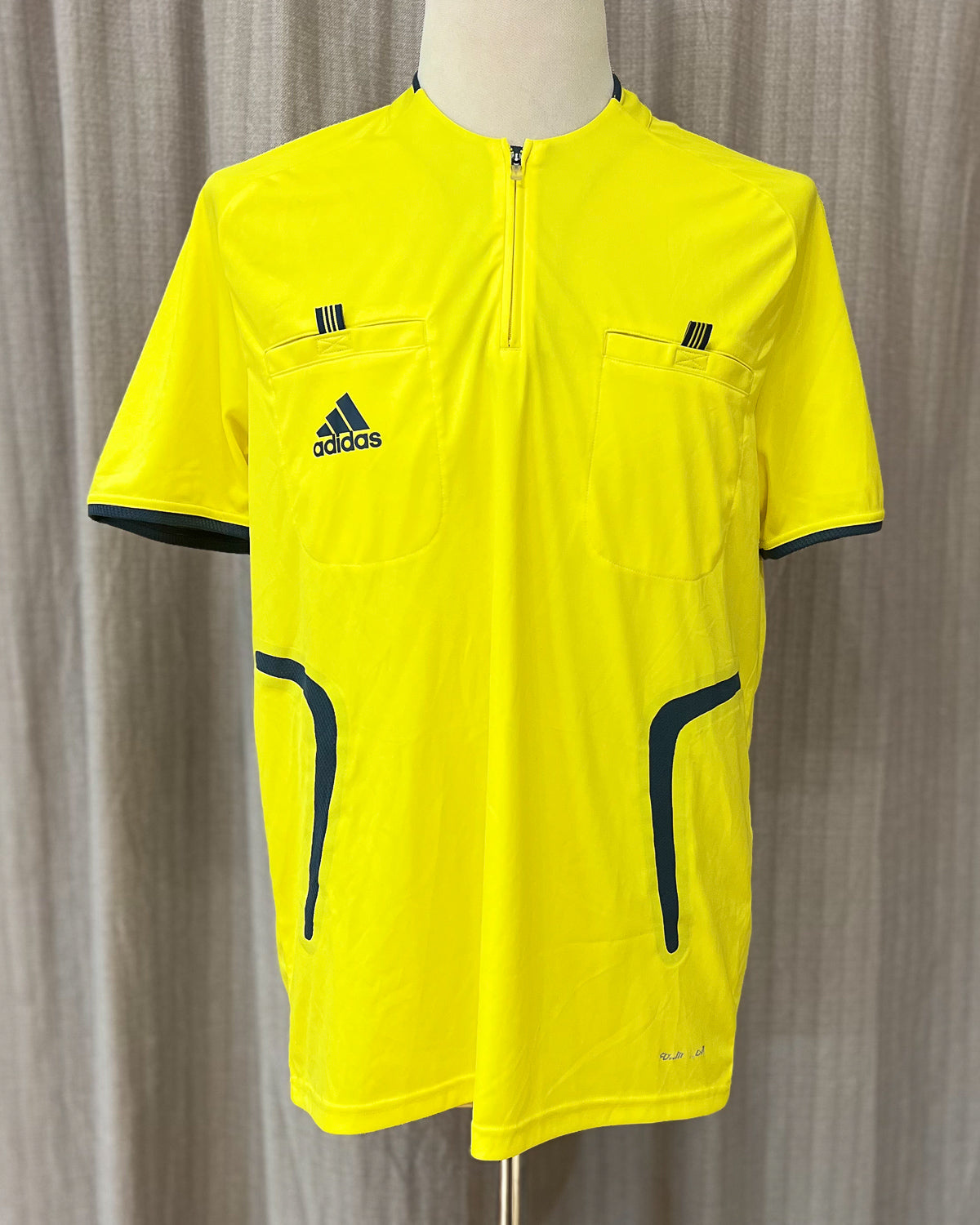 Adidas - Tshirt Sportiva - L