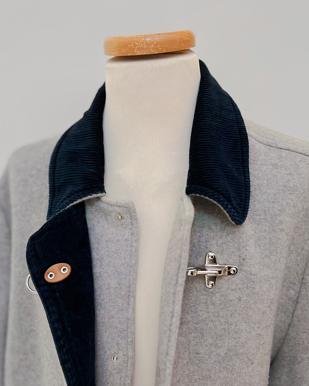 Montgomery Vintage Made In Italy - L