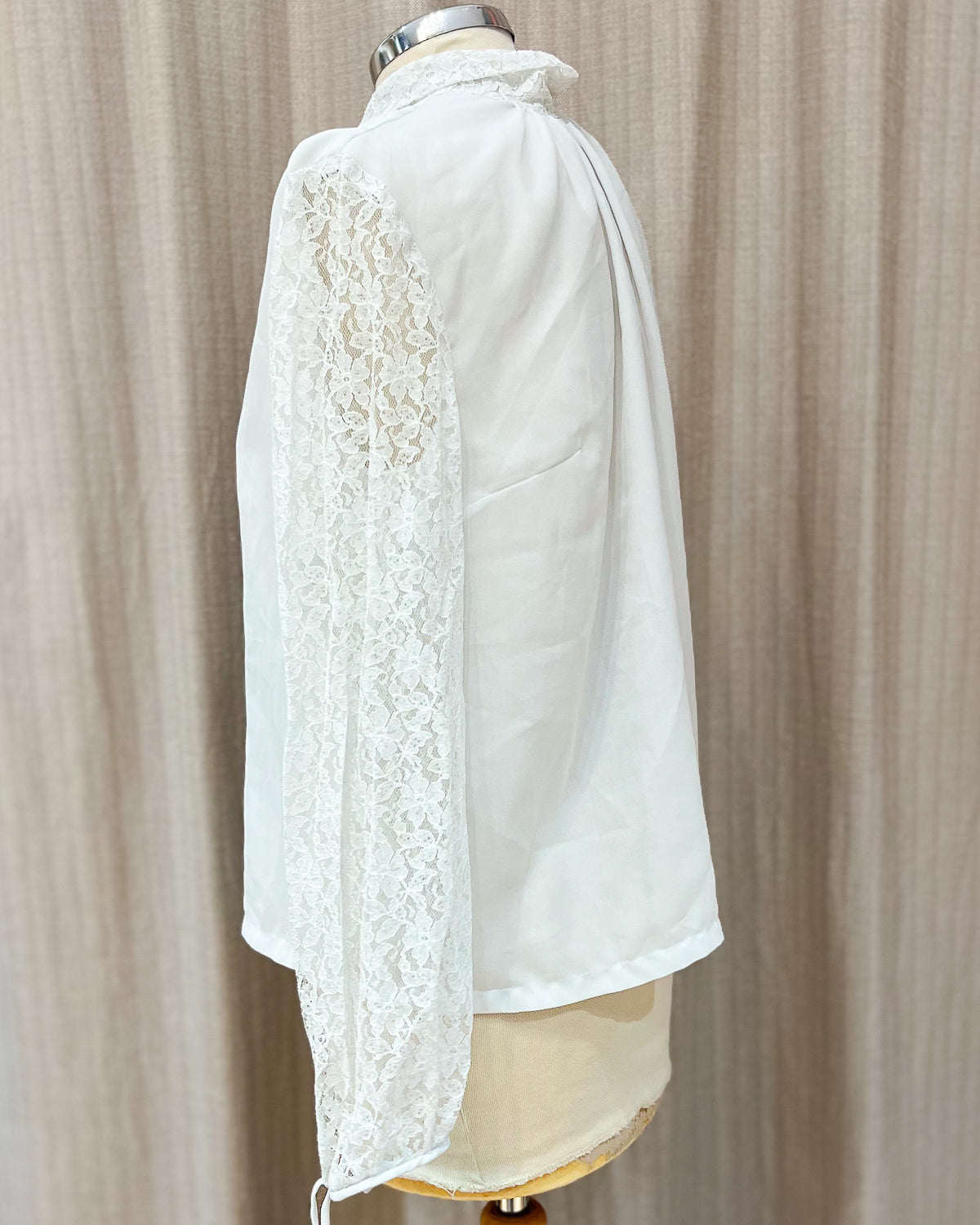 Blusa Romantica con Ricami - M