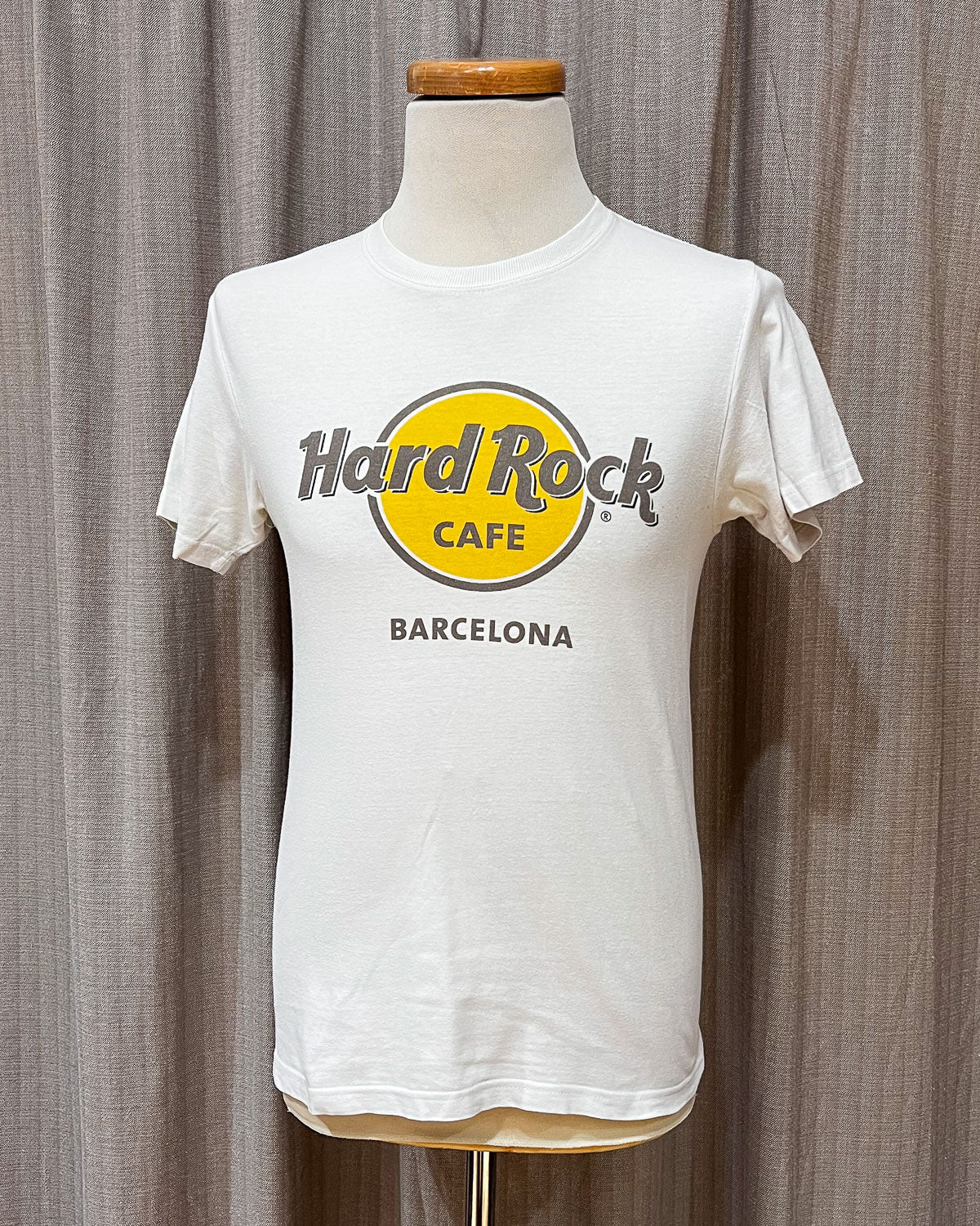 Tshirt Hard Rock Cafe  Barcelona  L