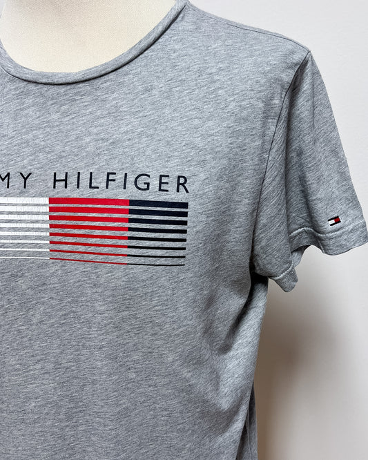 Tommy Hilfiger  Vintage Tee  M