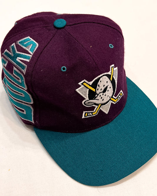 Rare Vintage Anaheim Mighty Ducks Disney NHL  L