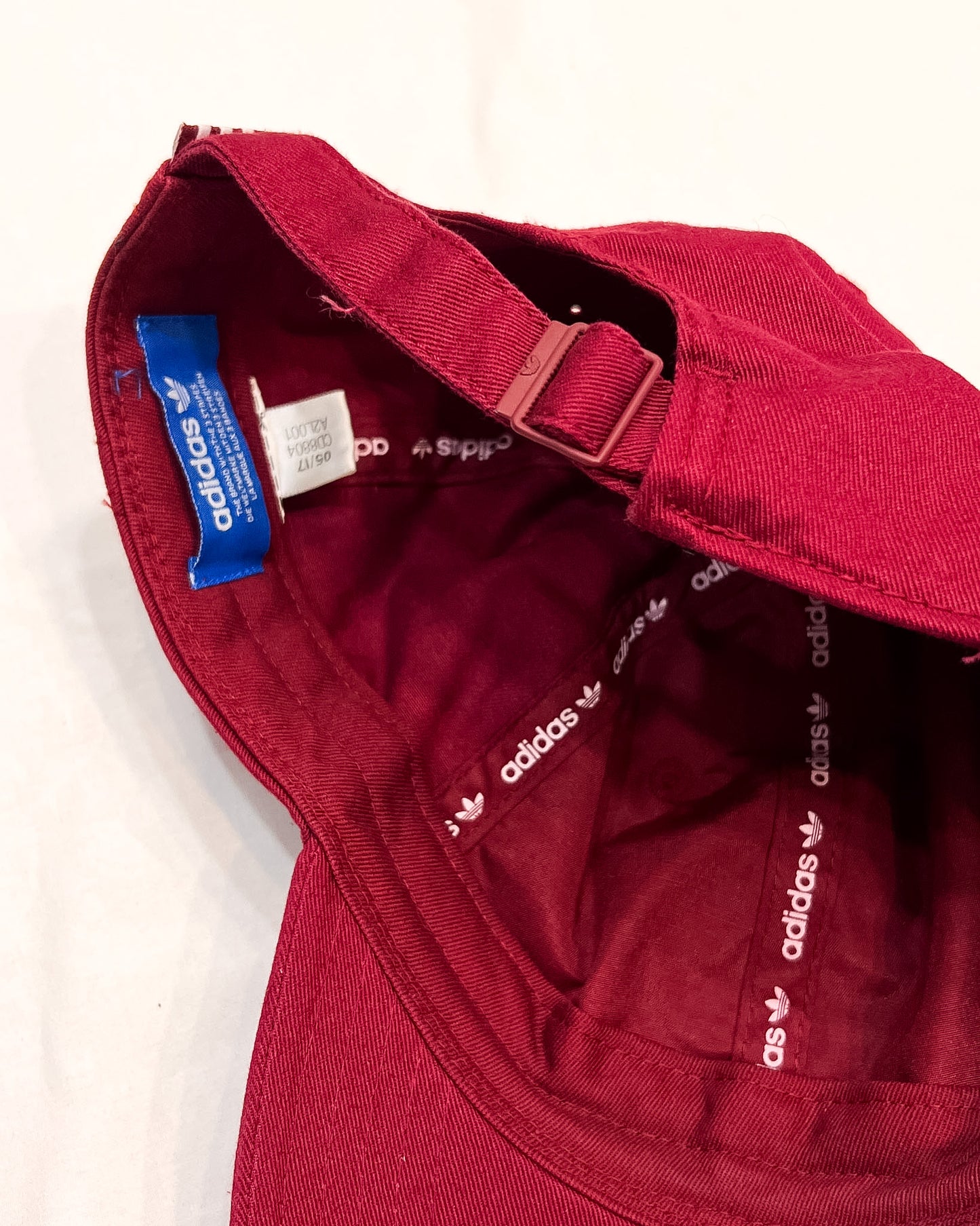 Adidas  Berretto Trefoil Amaranto
