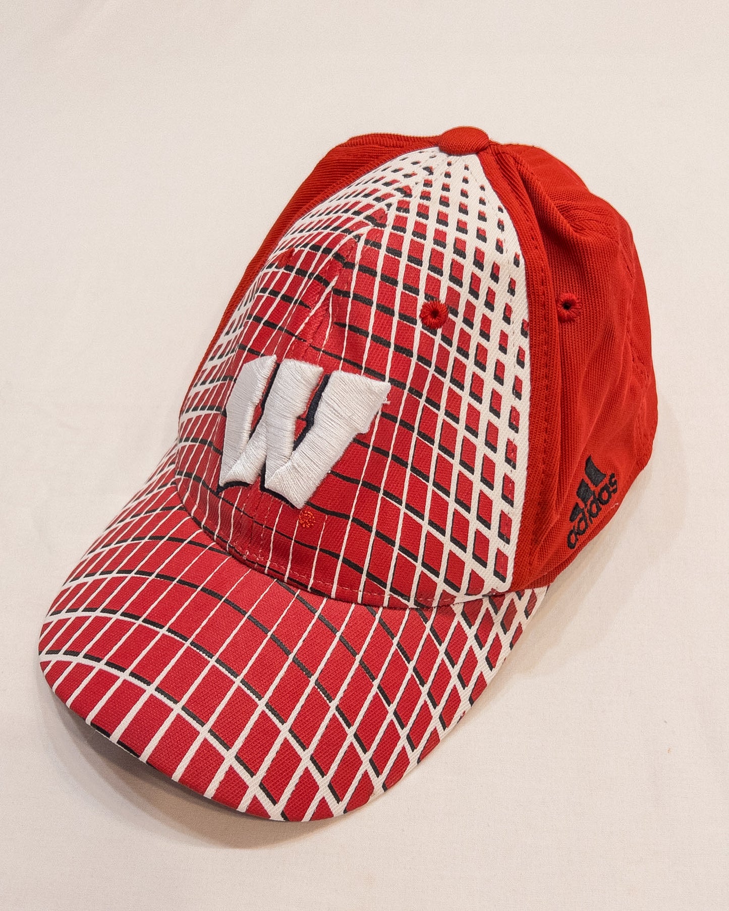 Adidas  University of Wisconsin Hat S/M