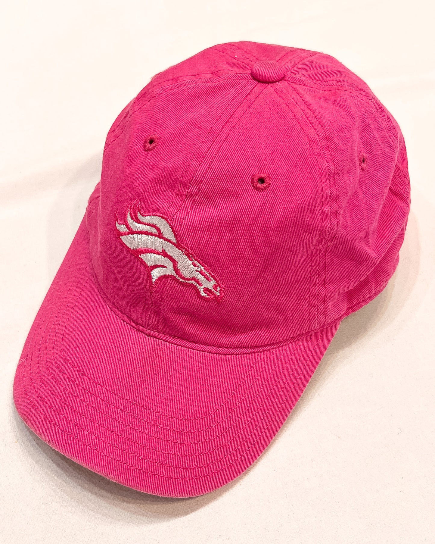 NFL Denver Broncos Logo  S/M Donna