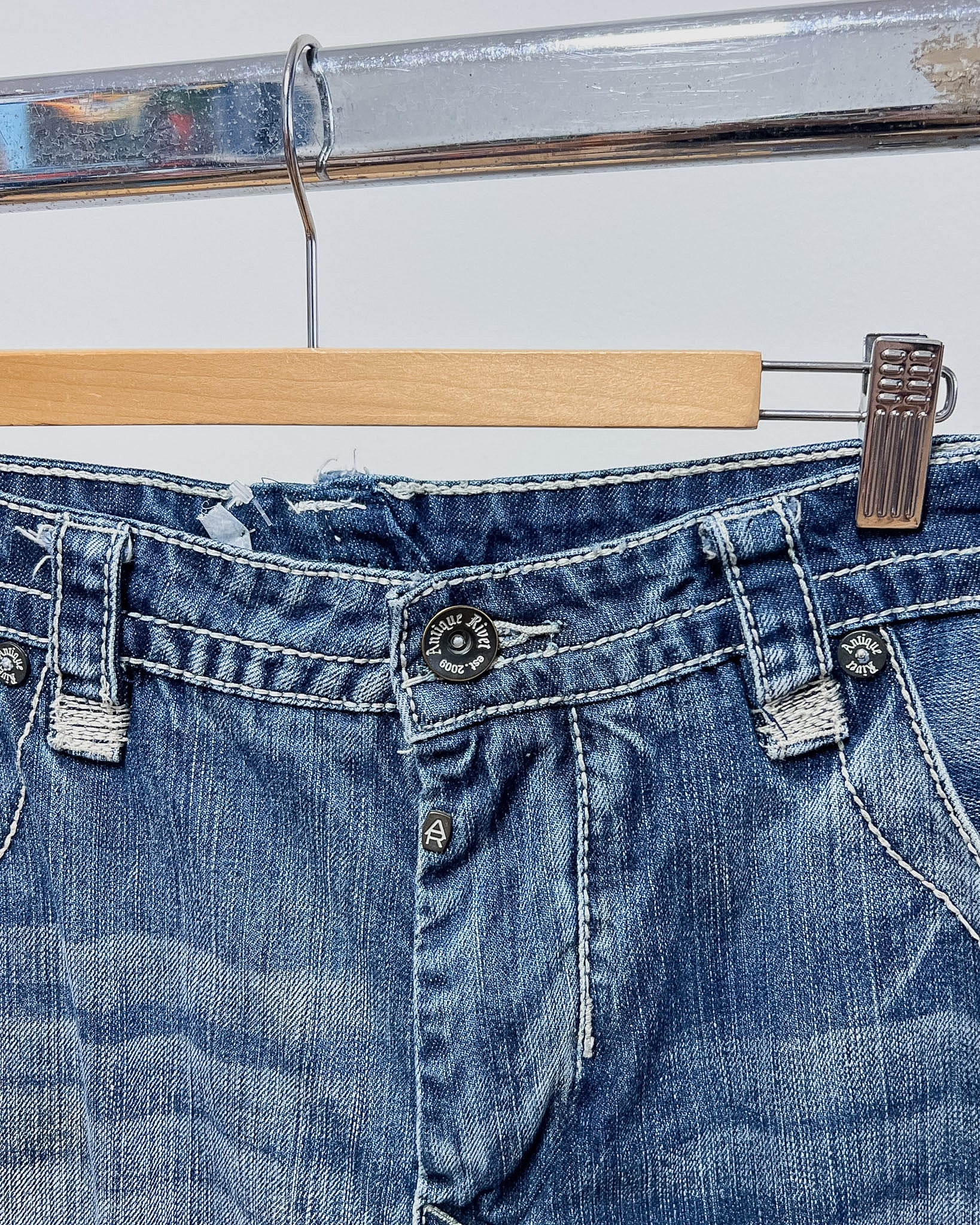 Antique River  Jorts Y2K  L
