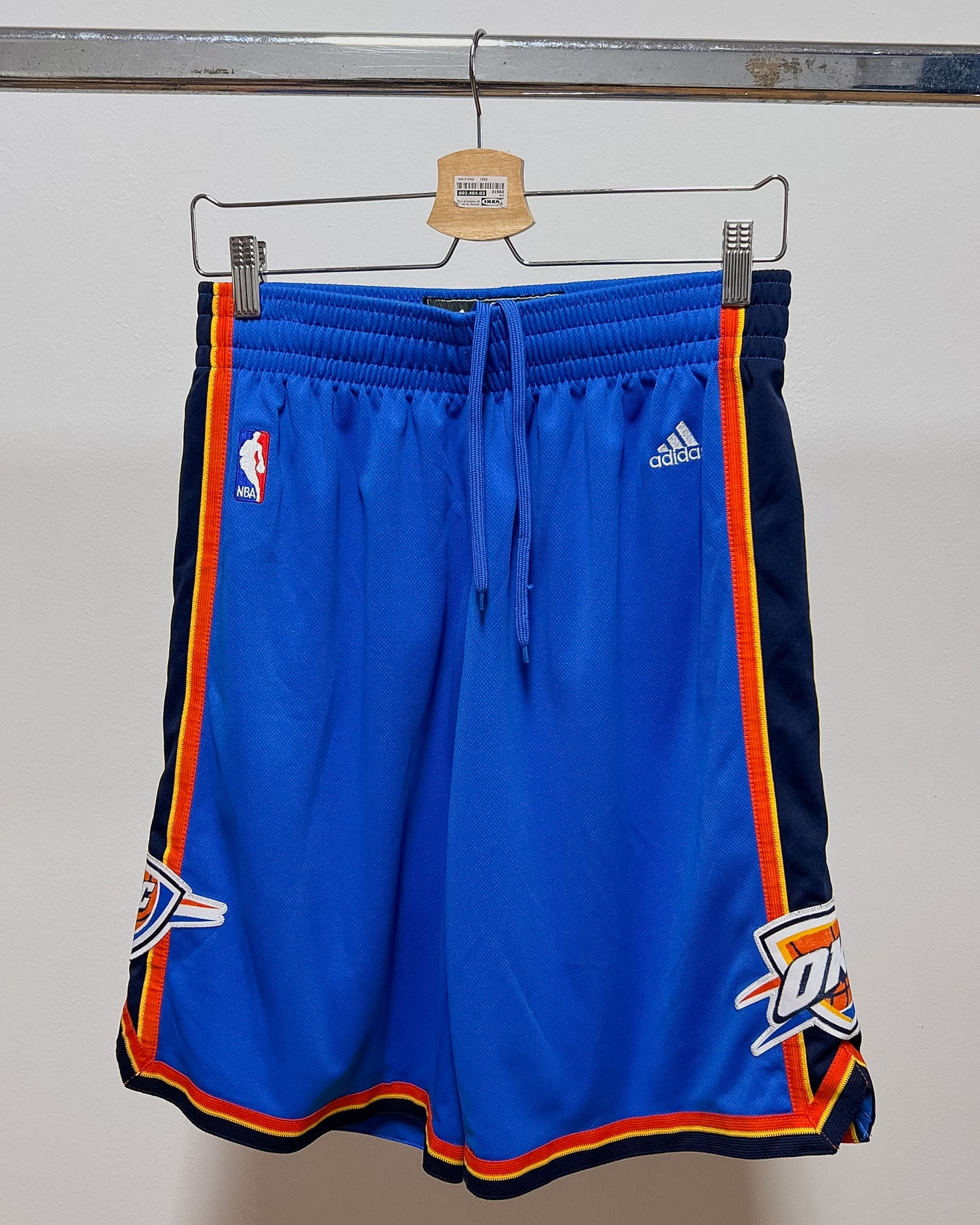 Adidas  NBA Thunder Shorts  M