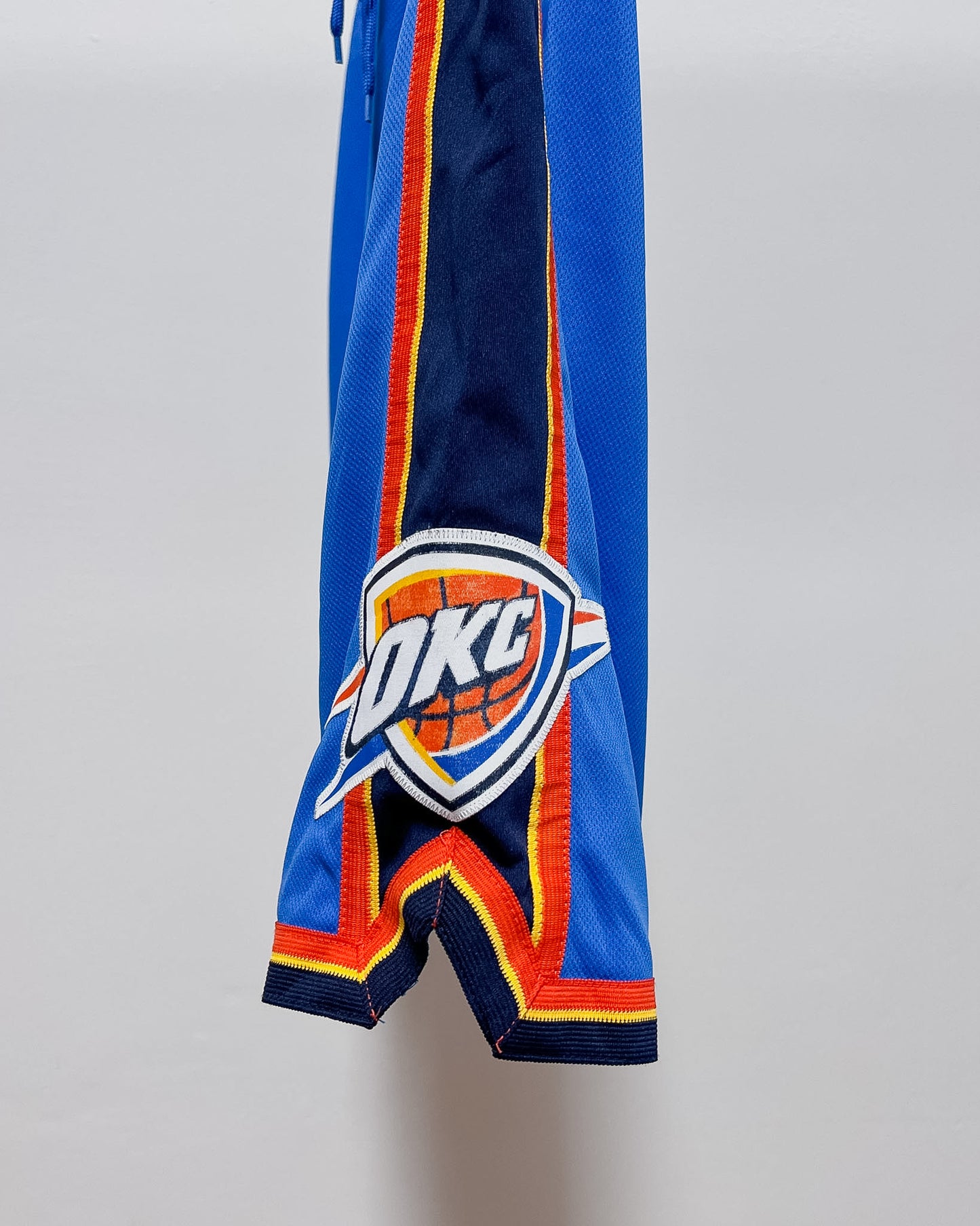Adidas  NBA Thunder Shorts  M