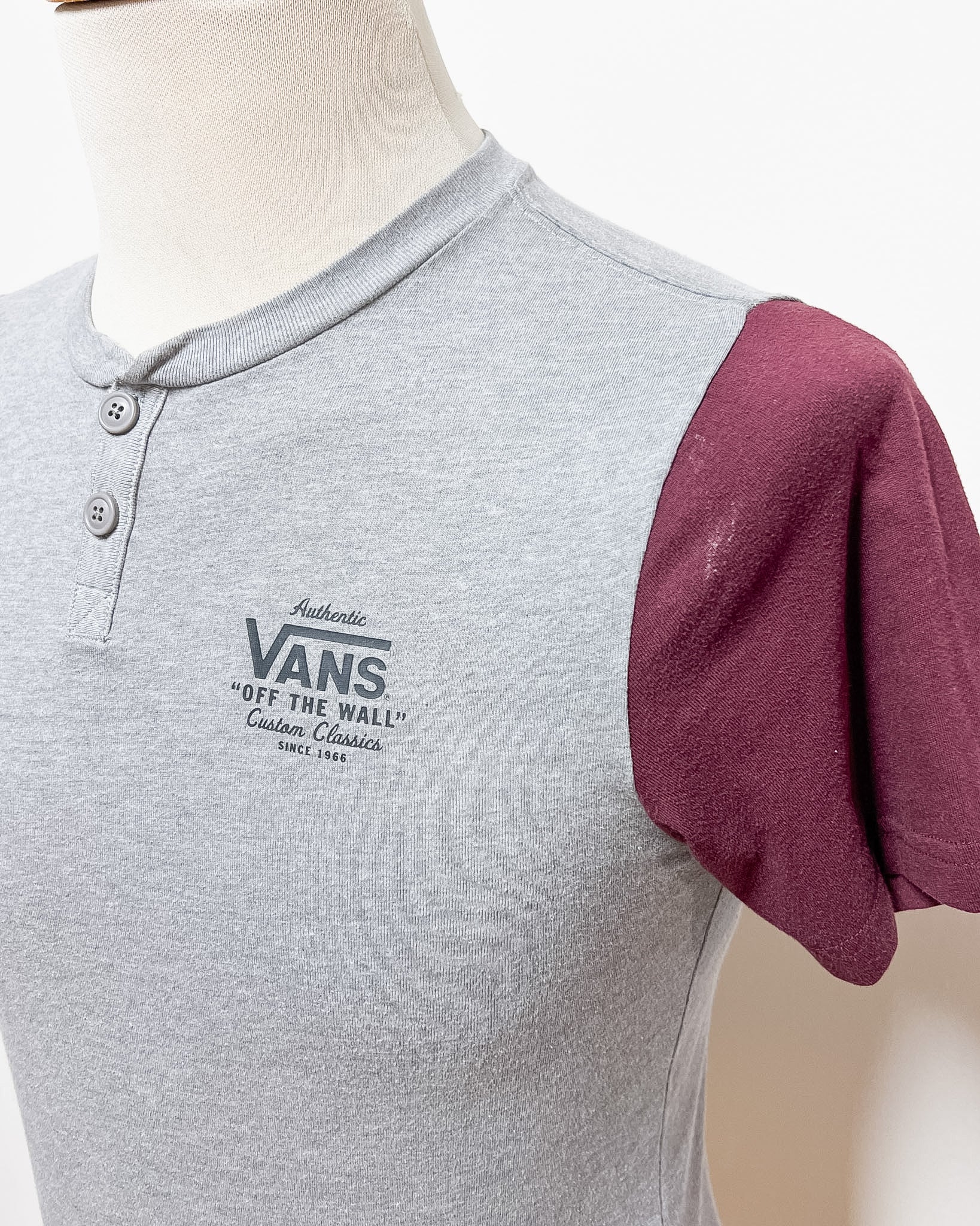 Vans  Maglietta con Bottoncini  M