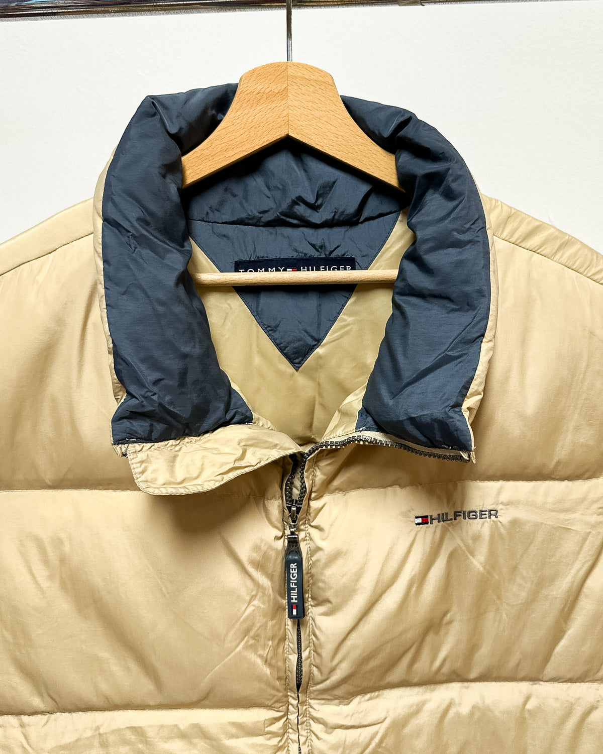 Tommy Hilfiger  Piumino Smanicato  XL