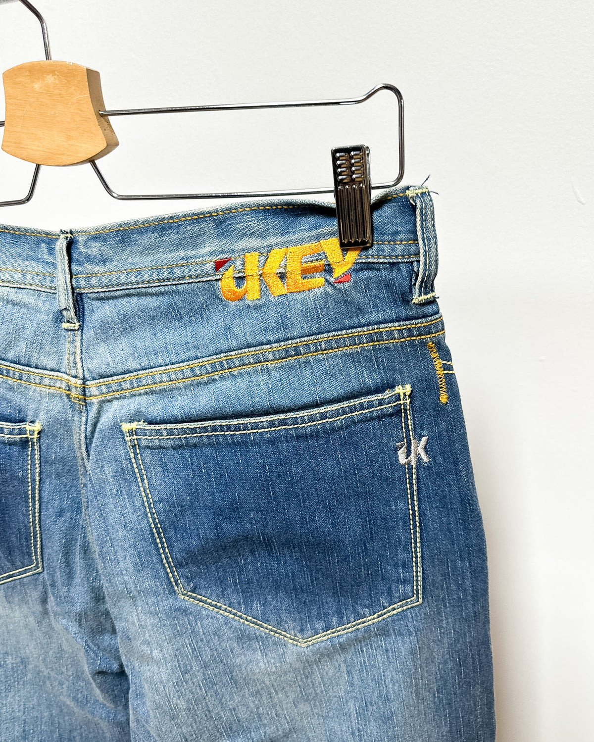Jeans Ampi e Lunghi Anni 2000  L
